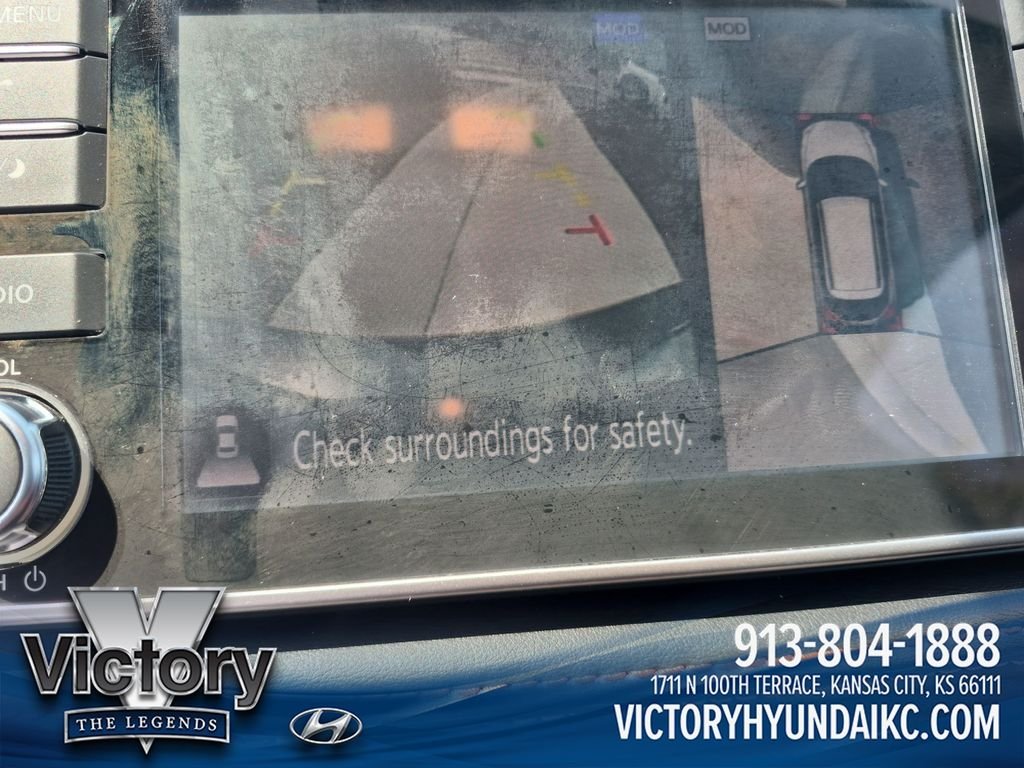 Used 2019 Blue Nissan SR image 19