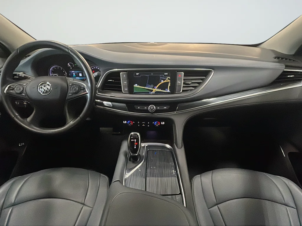 Used 2019 White Buick Essence image 10