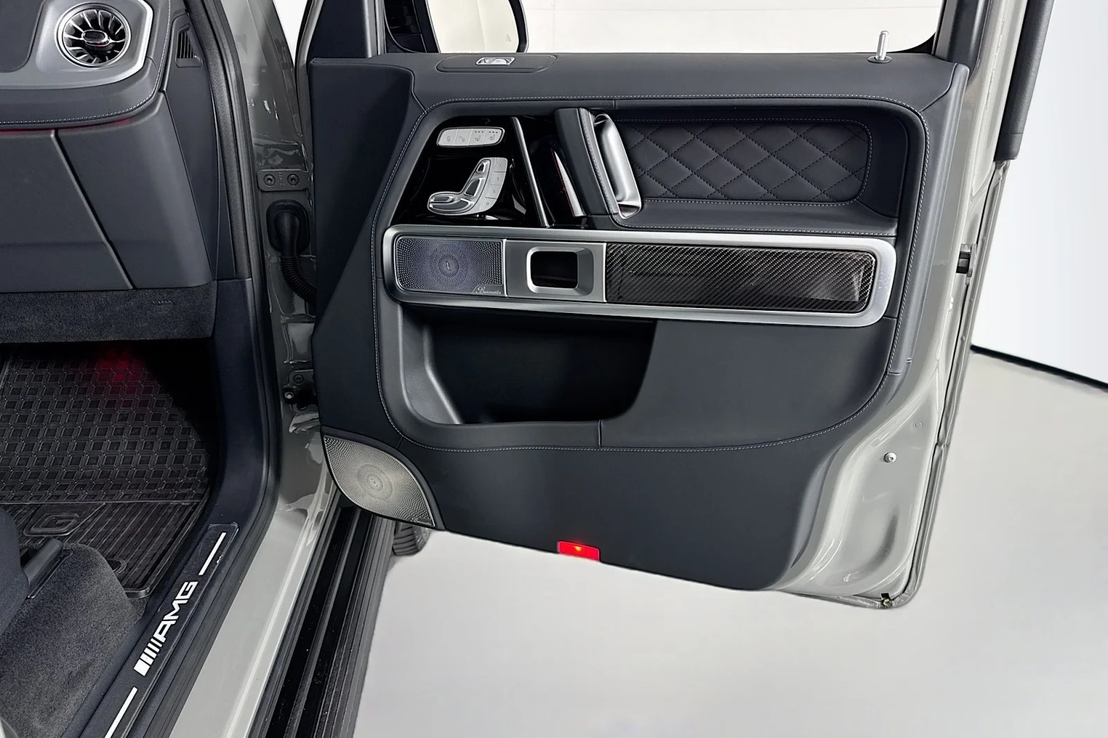 Certified Used 2026 MANUFAKTUR Arabian Grey Mercedes-Benz AMG® G 63 image 24