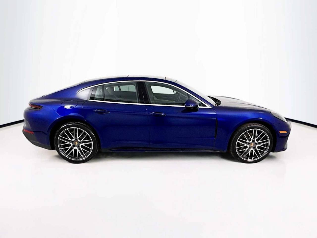 New 2026 Gentian Blue Metallic Porsche 4 image 8