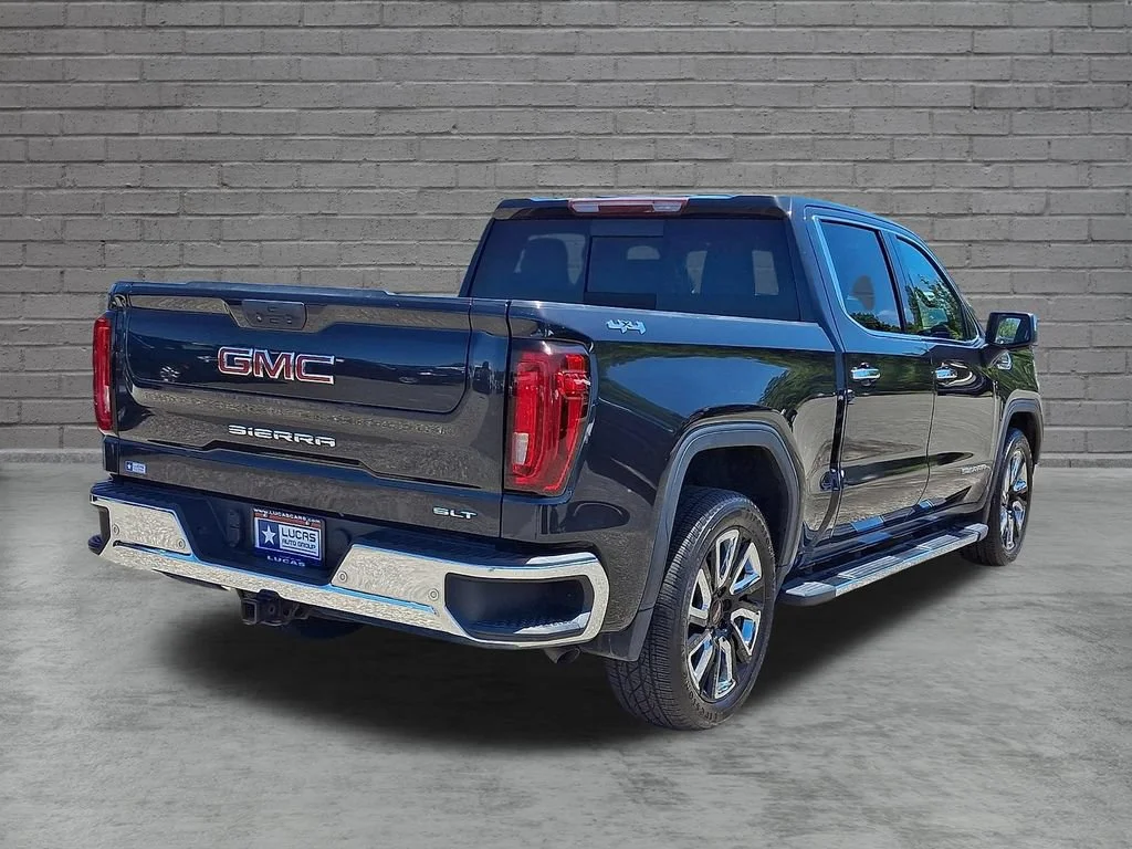 Used 2020 Carbon Black Metallic GMC SLT image 11