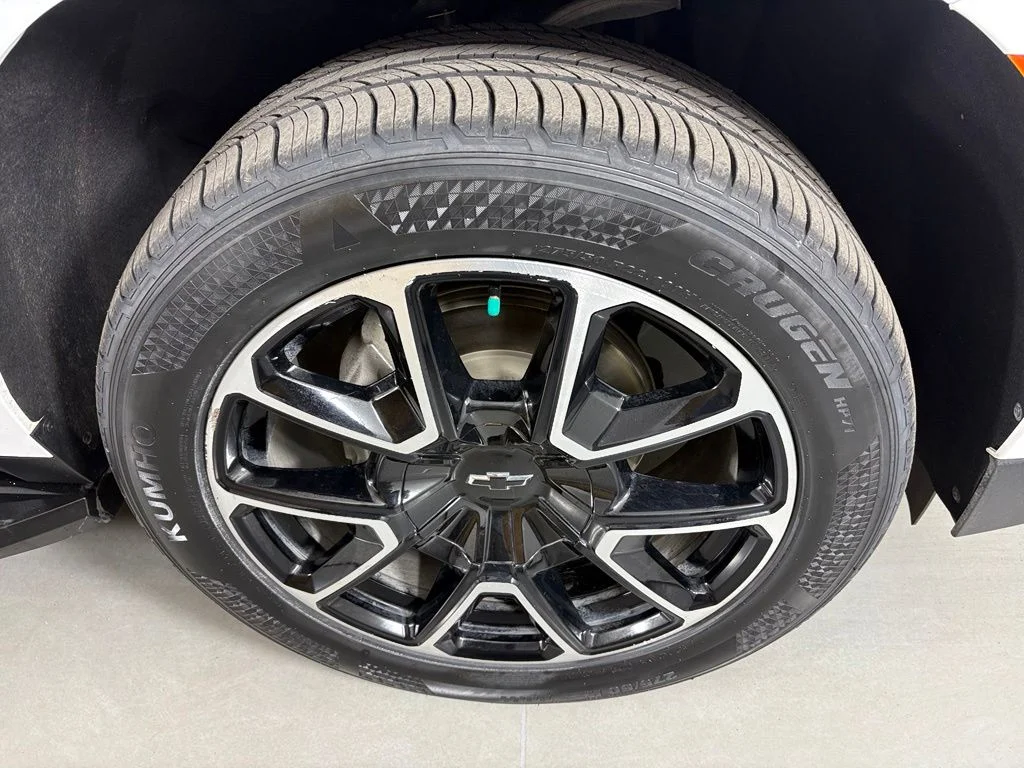 Used 2024 White Chevrolet RST image 12