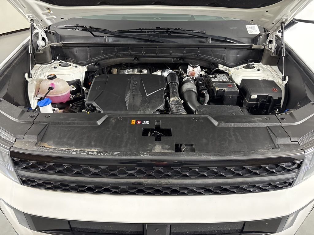 Used 2025 White Hyundai Calligraphy image 43
