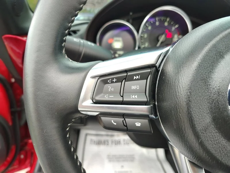 Used 2022 Red Mazda Grand Touring image 25