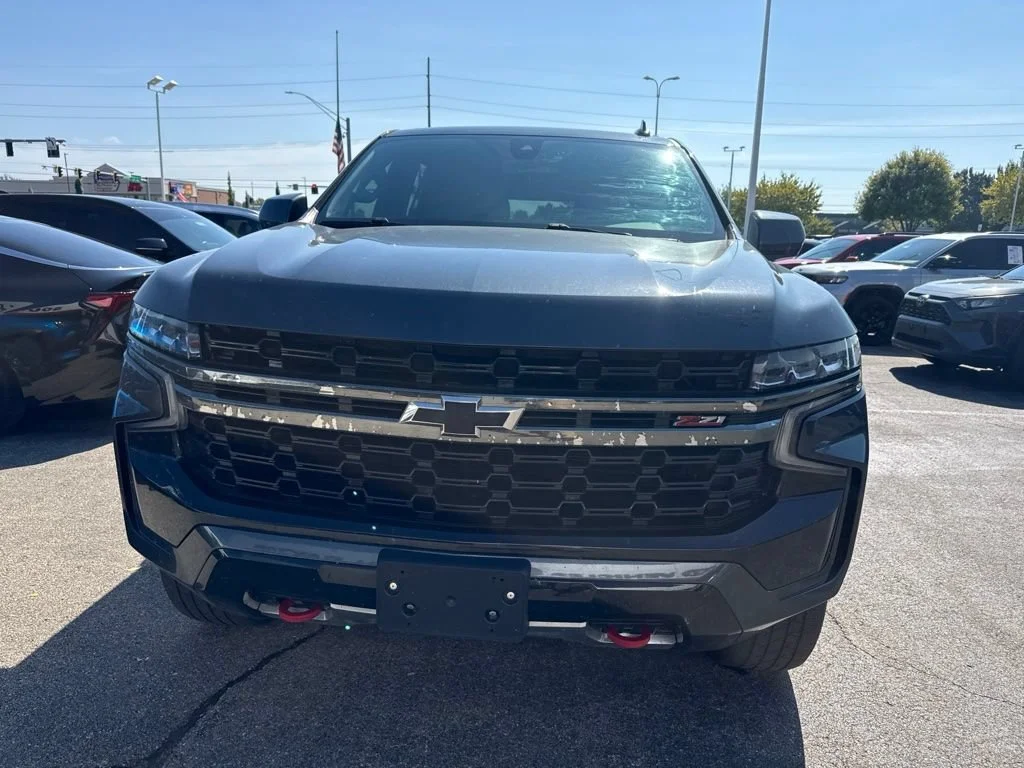 Used 2021 Black Chevrolet Z71 image 11