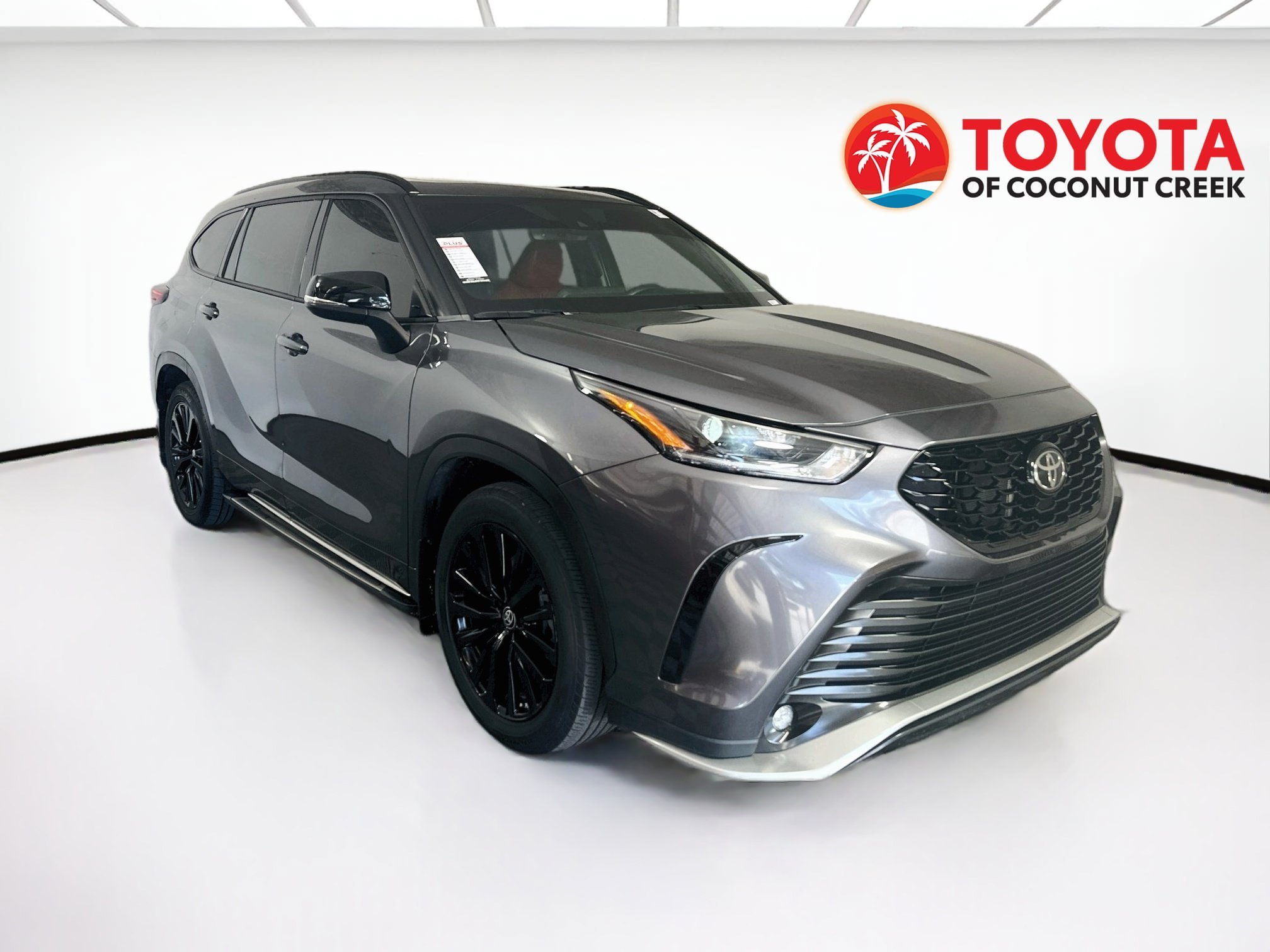 Used 2024 Magnetic Gray Metallic Toyota XSE image 1