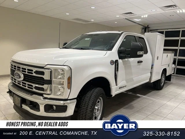 New 2026 Oxford White Ford F-350® XL image 1