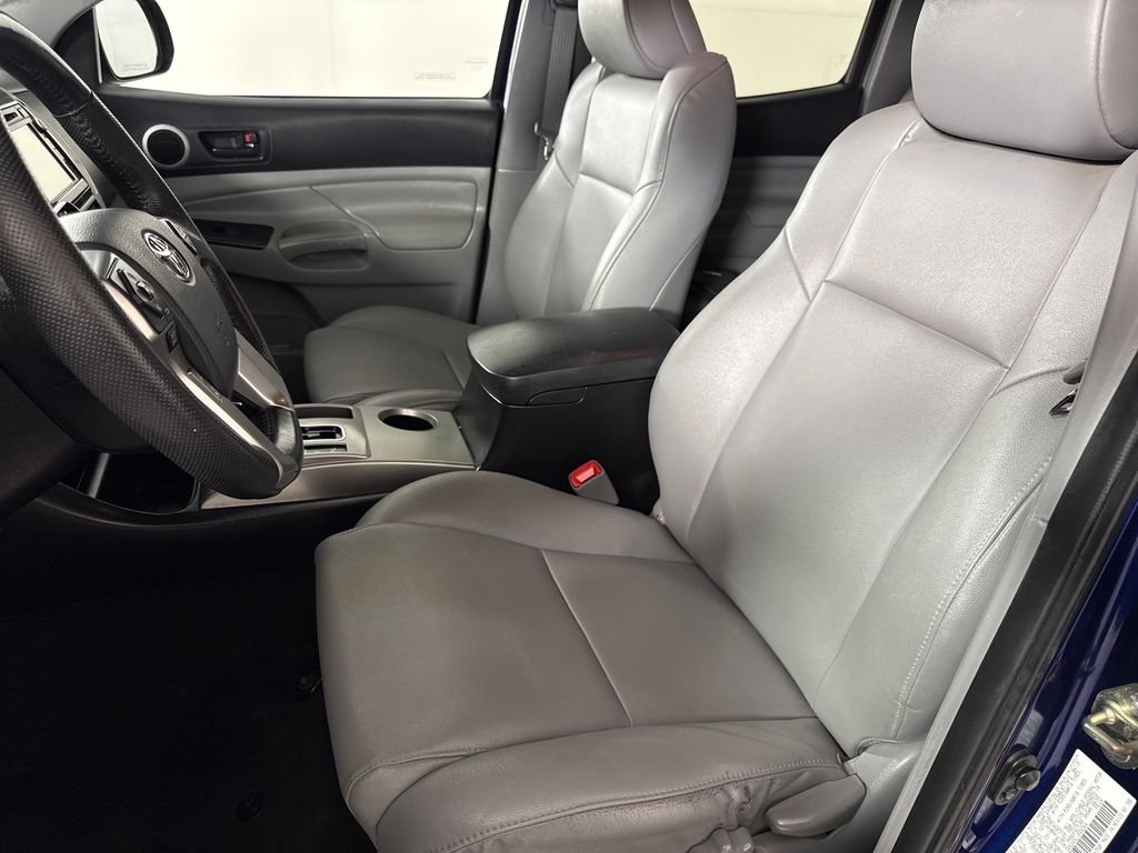 2015 Toyota Tacoma Base - Photo 11