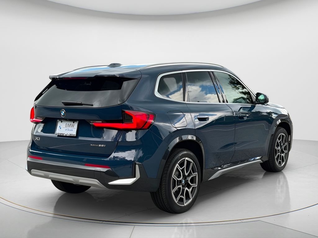 Used 2026 Night Dusk Blue Metallic BMW xDrive28i image 5