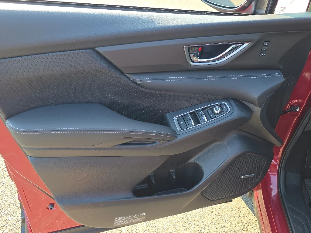 Used 2025 Crimson Red Pearl Subaru Limited image 34