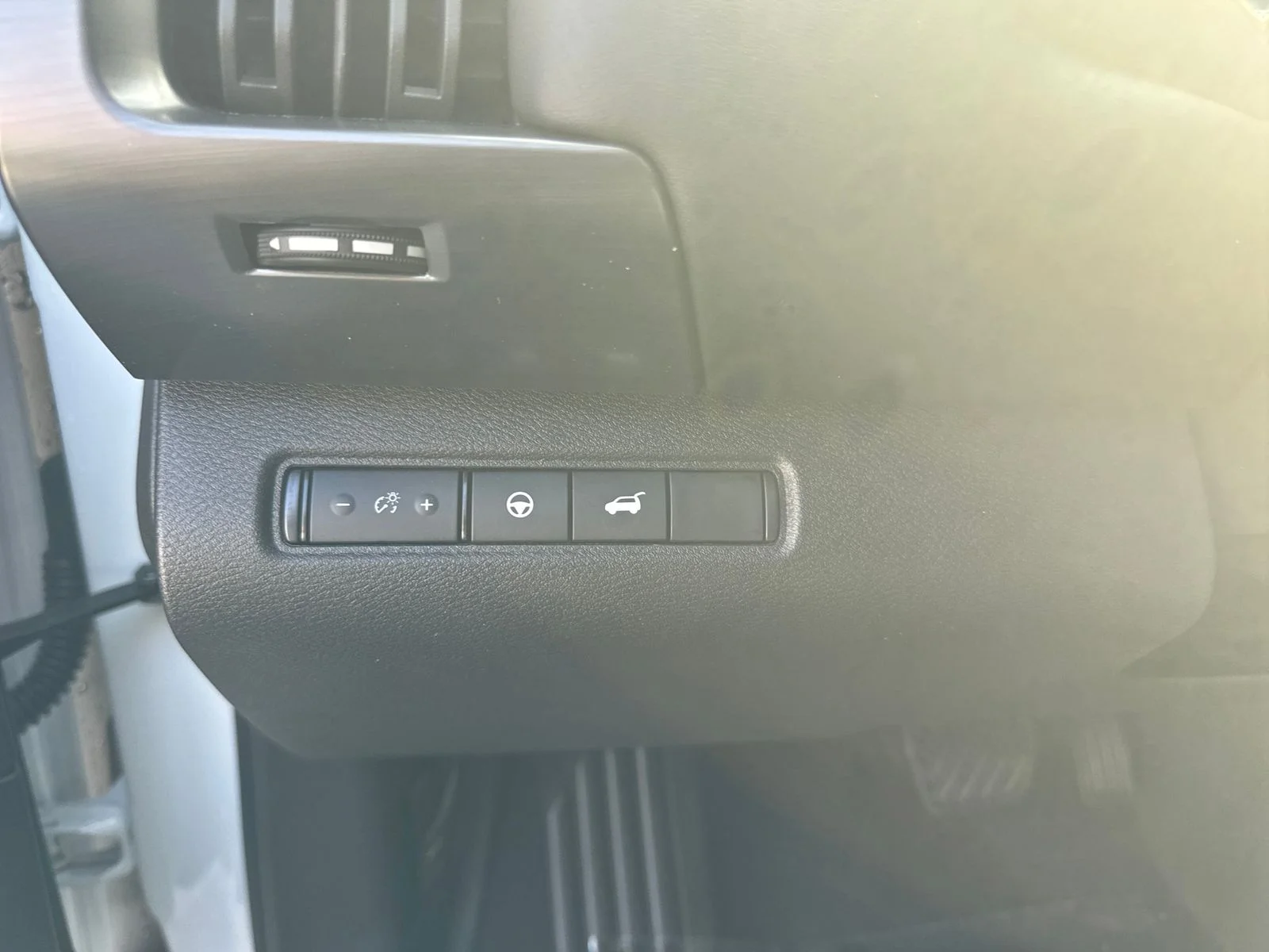 New 2026 Nissan Pathfinder SL 4D Sport Utility