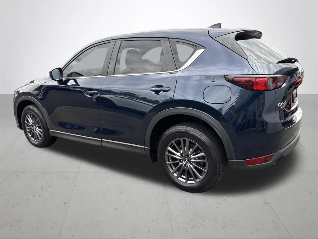 Used 2021 Blue Mazda Touring image 9
