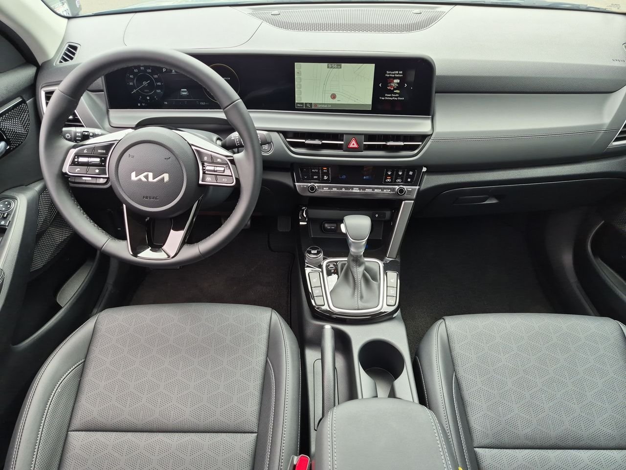 New 2026 Pluton Blue Kia EX image 21