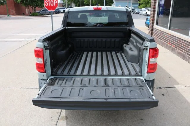 Used 2022 Cactus Green / Gray Ford XLT image 37