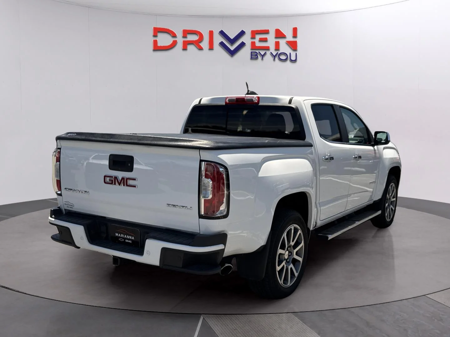Used 2020 SUMMIT WHITE GMC 4WD Denali image 5