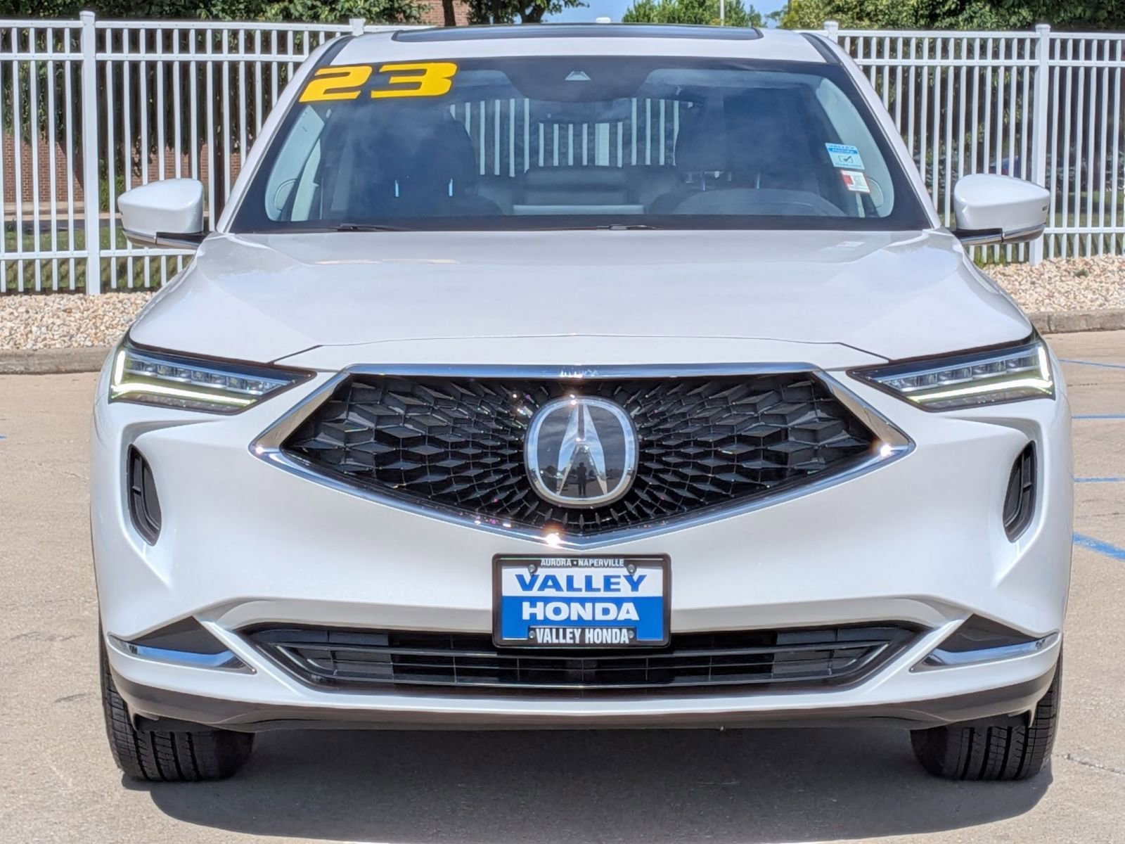 Used 2023 Platinum White Pearl Acura SH-AWD image 3