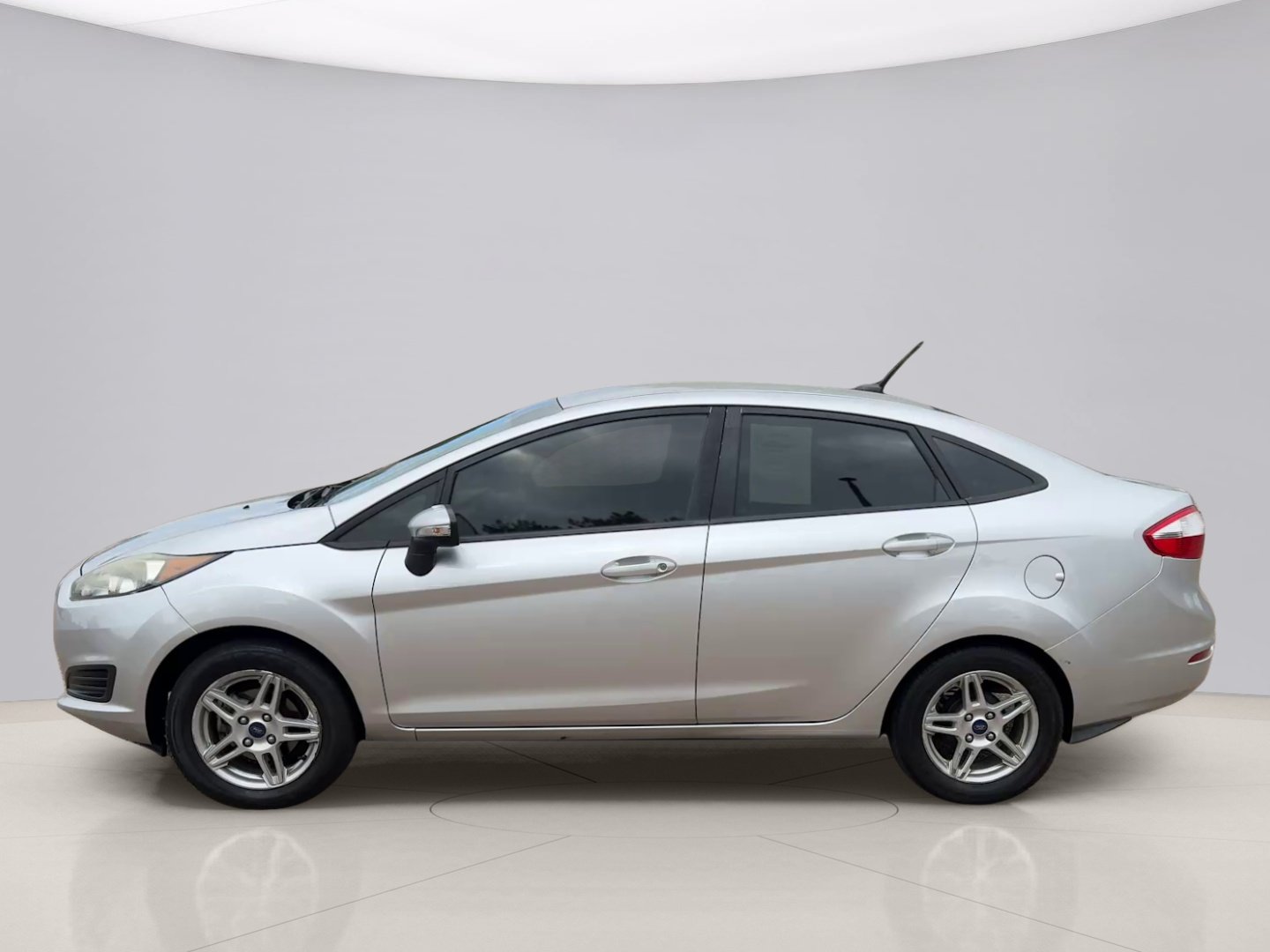 Used 2017 Silver Ford SE image 2
