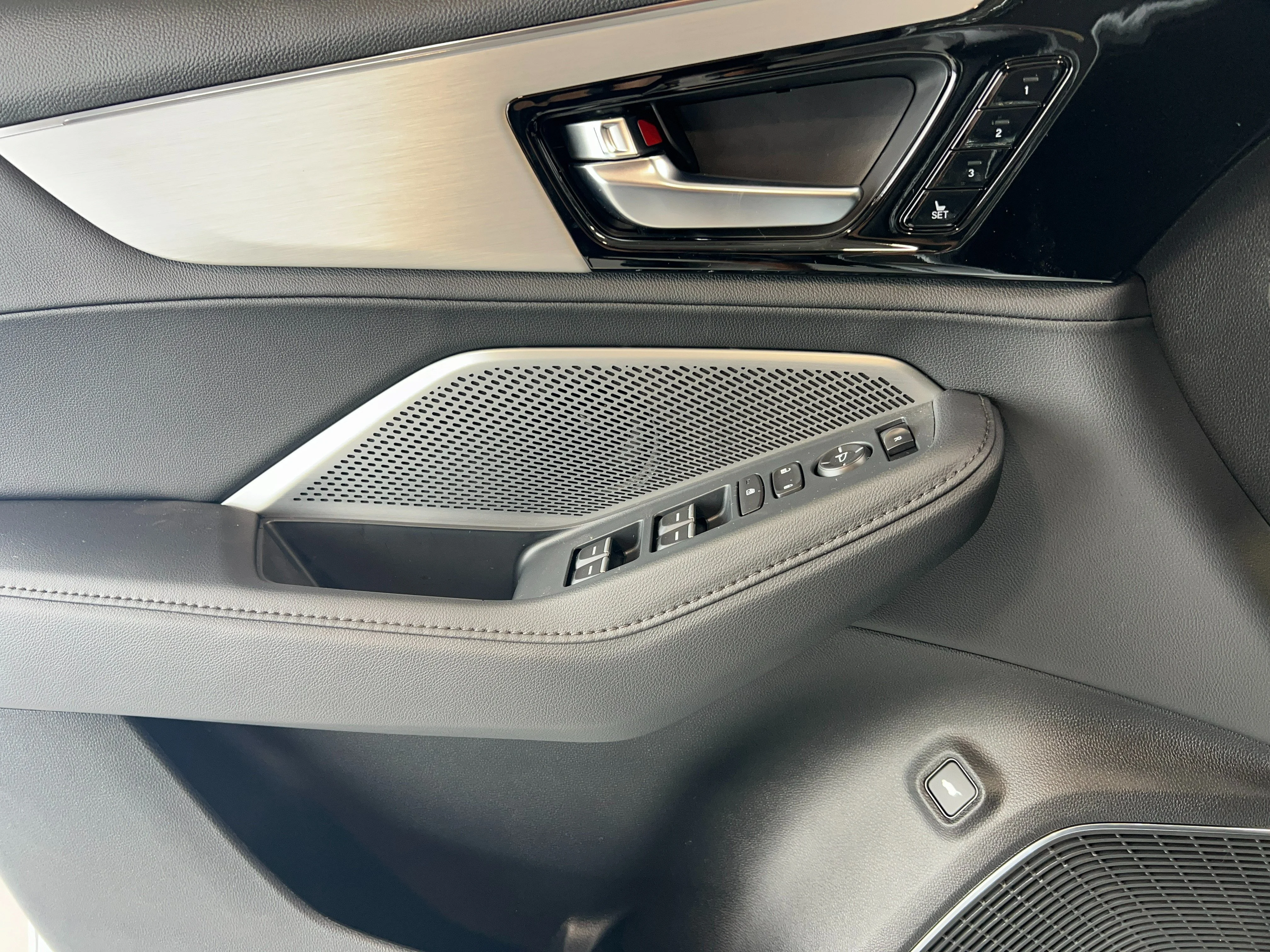 New 2026 Majestic Black Pearl Acura  image 16