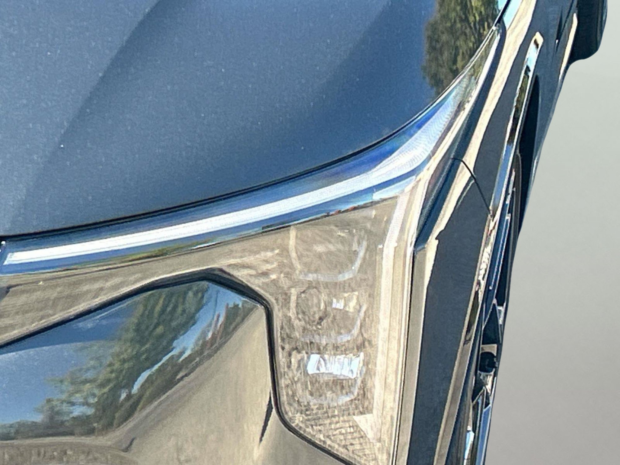 New 2027 Interstellar Gray Kia GT-Line image 9