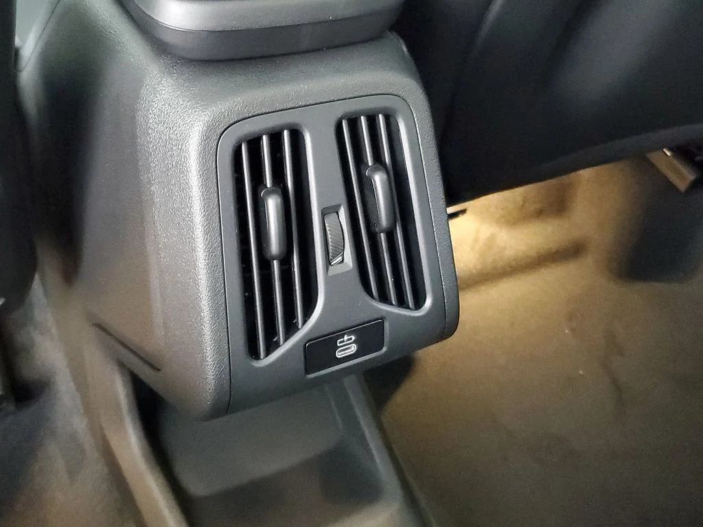 Used 2026 Storm Bay Metallic BMW xDrive28i image 12