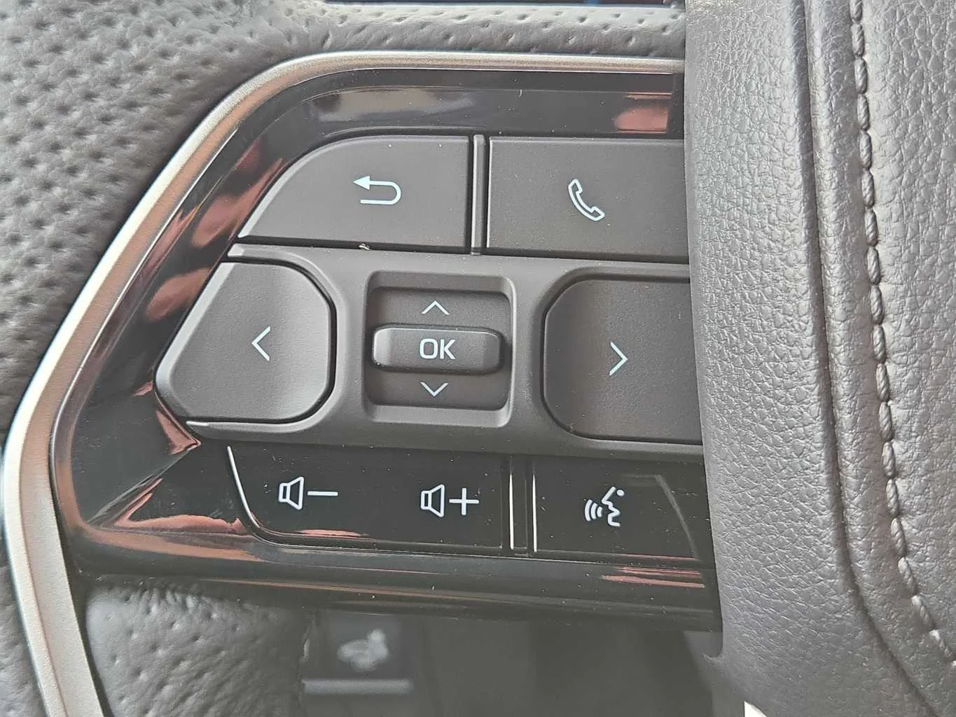 2026 Toyota Tundra Platinum - Photo 22