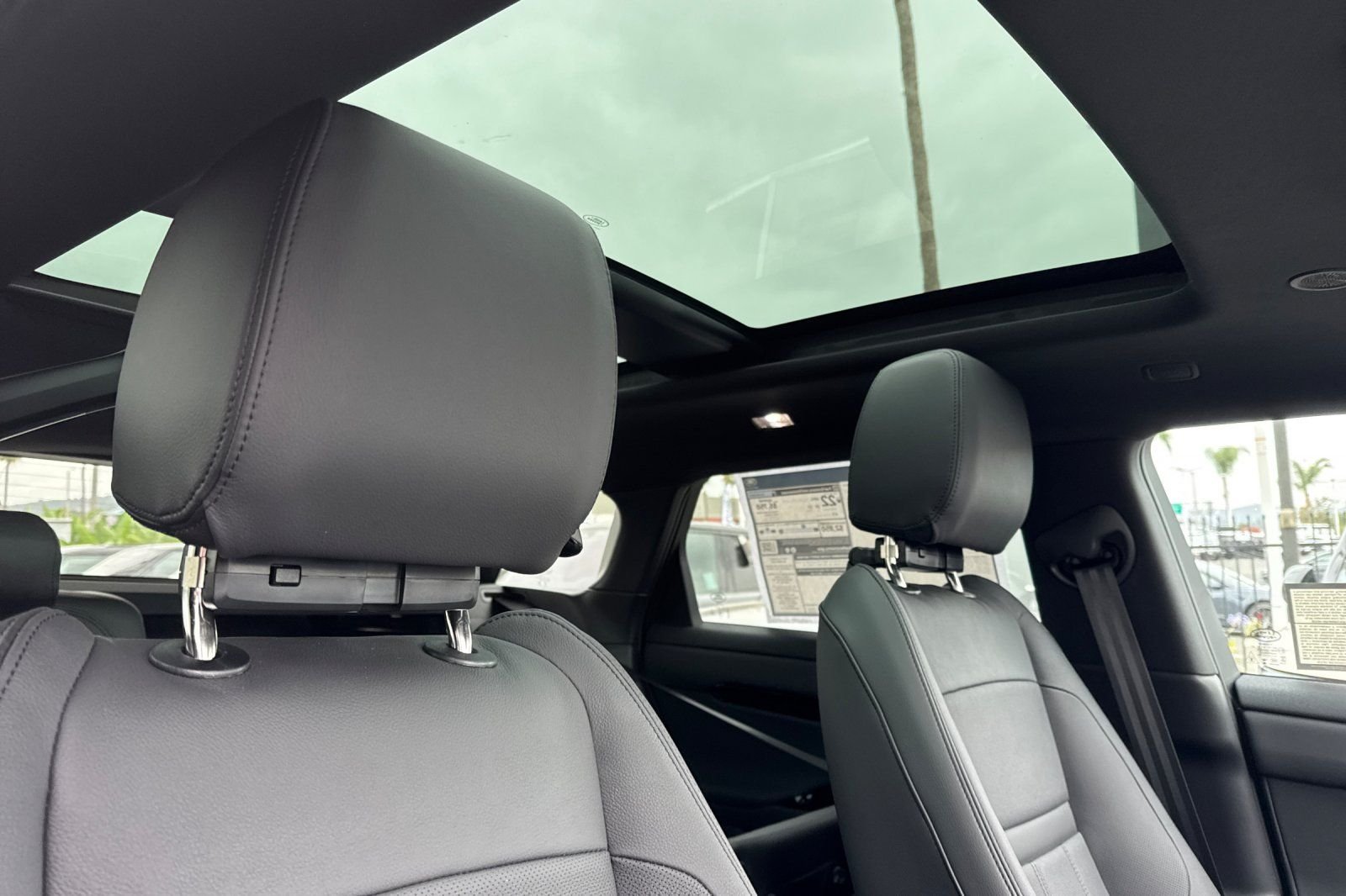New 2026 Fuji White Land Rover S image 17