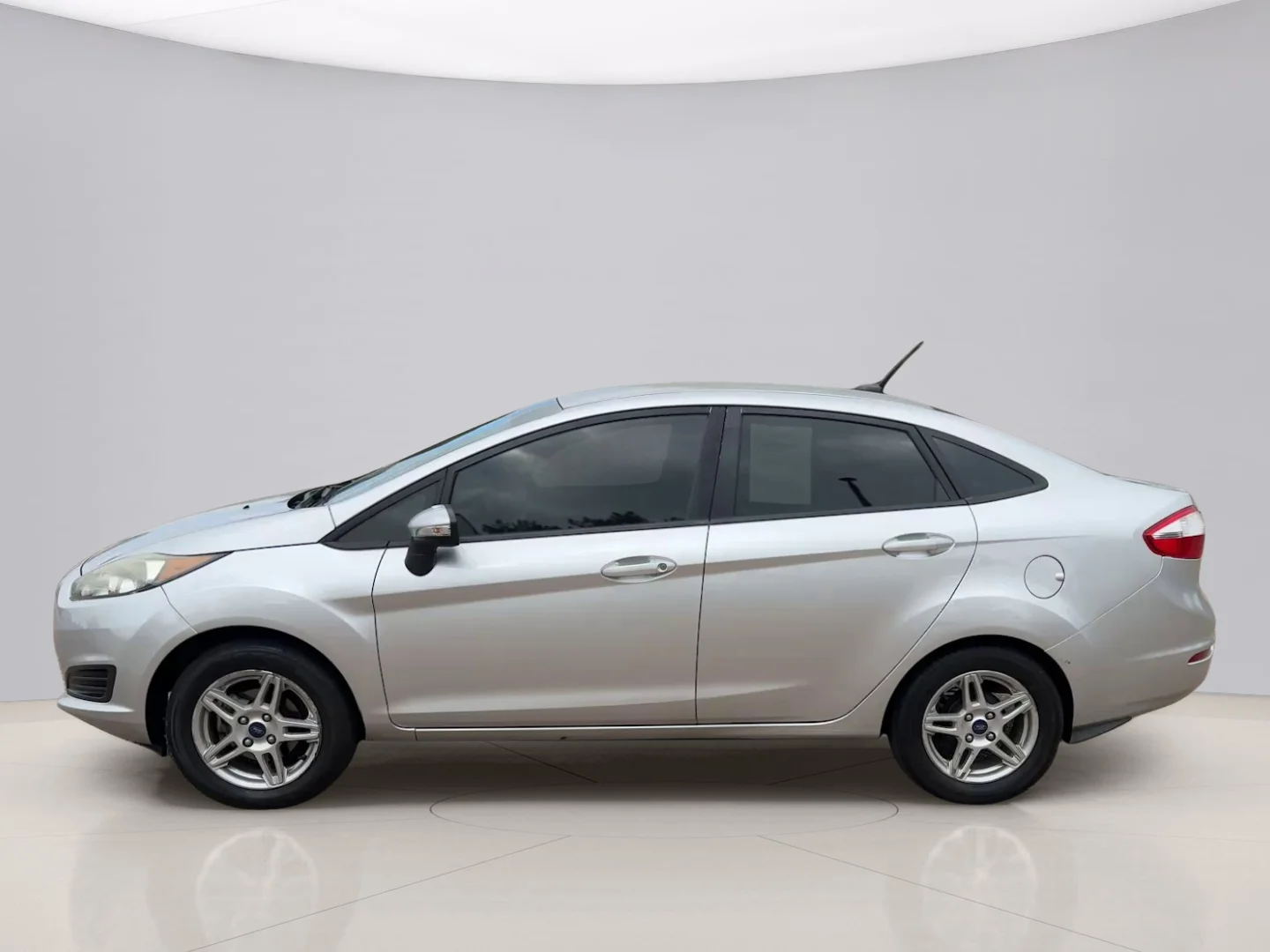 Used 2017 Silver Ford SE image 2