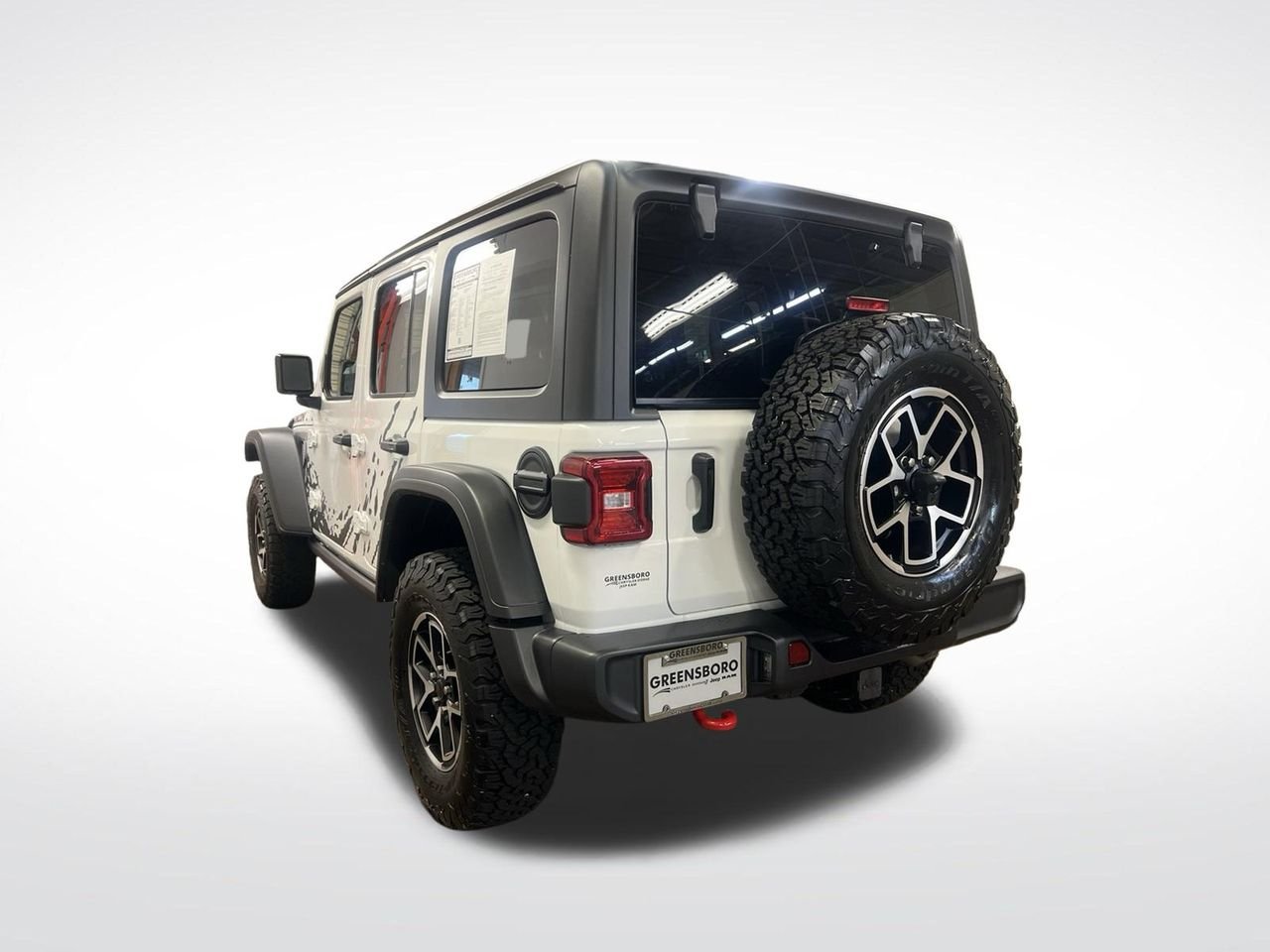 Used 2024 White Jeep Rubicon image 3