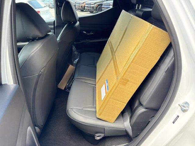 2026 Hyundai Santa Cruz SEL - Photo 12
