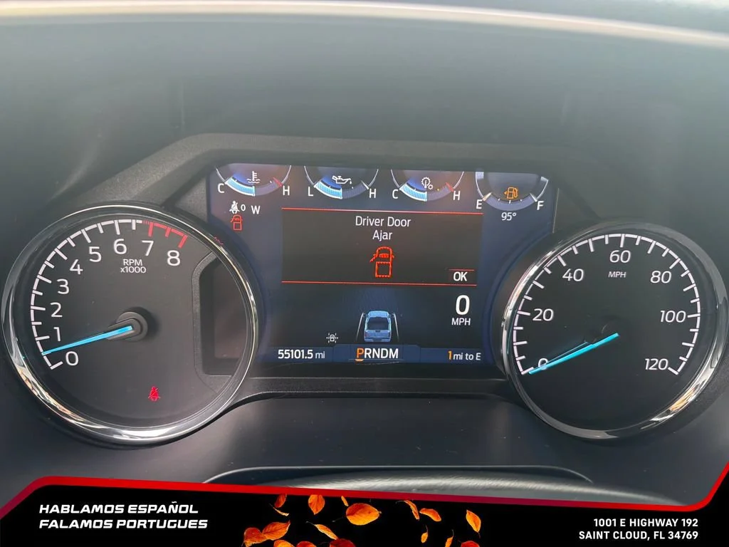 Used 2023 Black Ford XLT image 9
