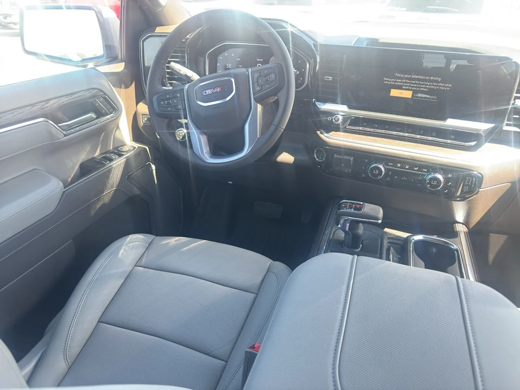 New 2026 Glacier White Tricoat GMC SLT image 22