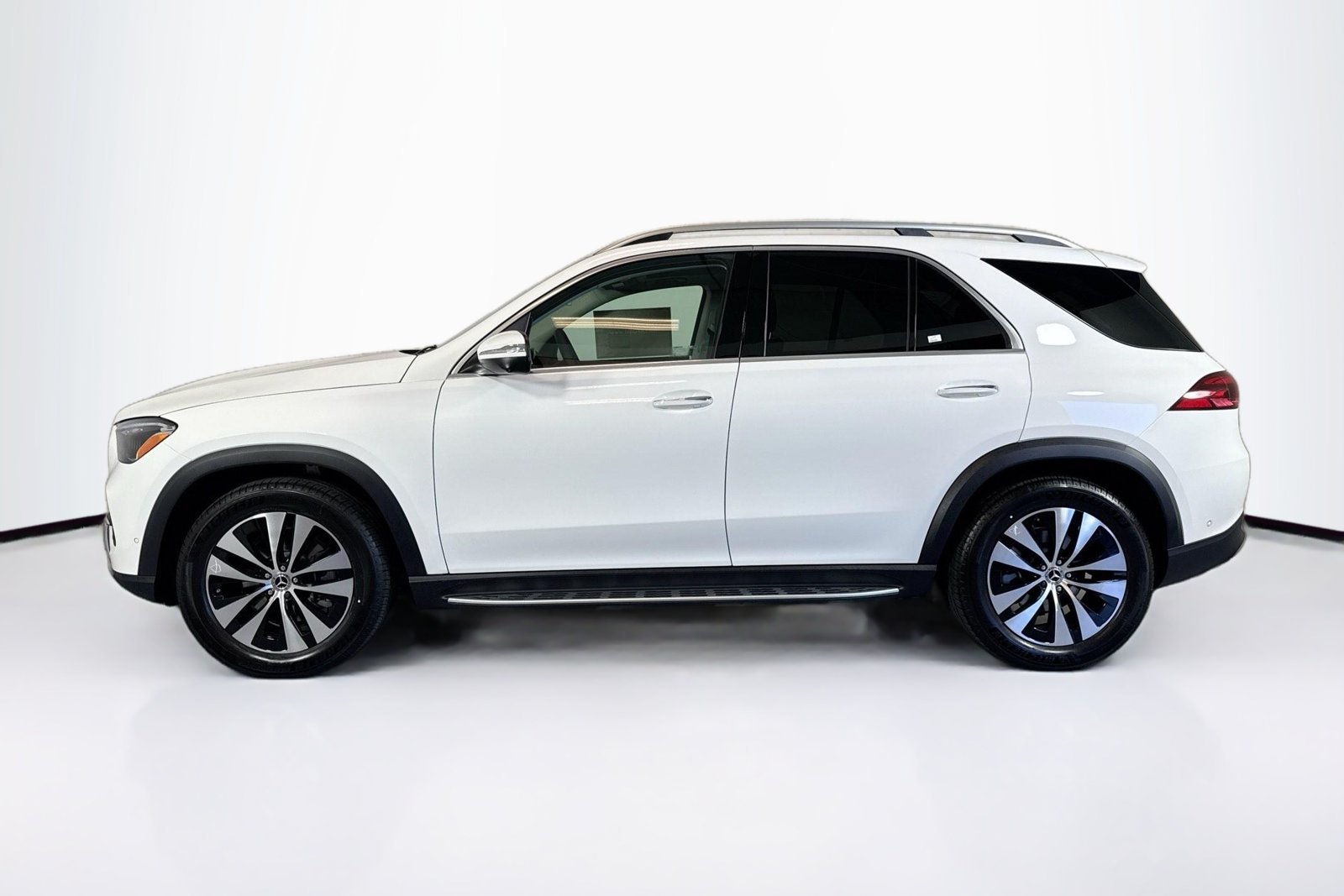 New 2026 Polar White Mercedes-Benz GLE 350 image 8