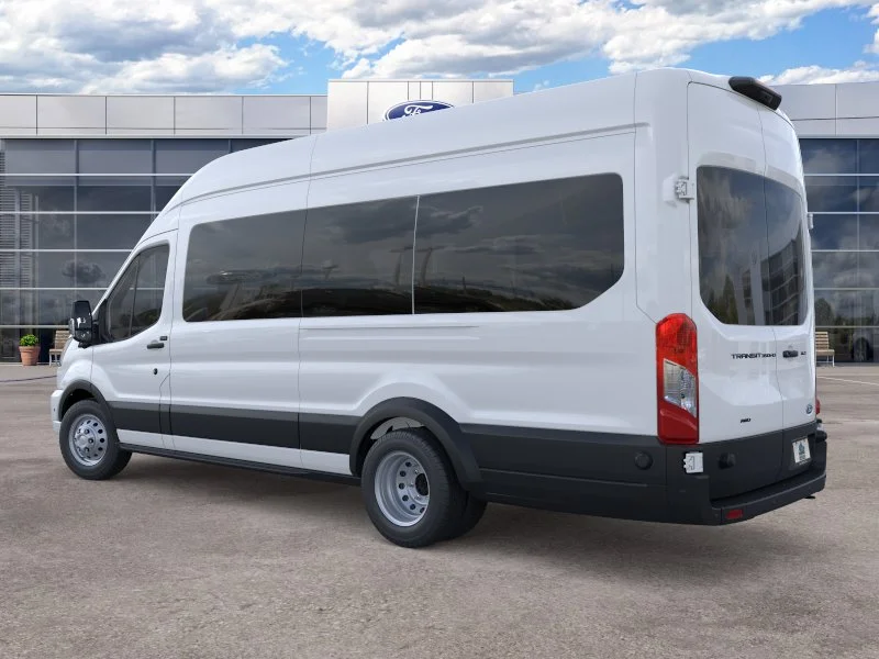 New 2026 Oxford White Ford XLT image 29