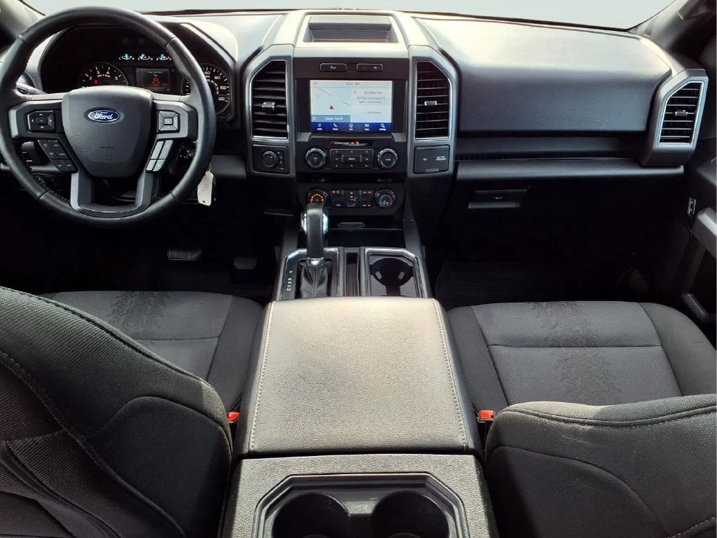 Used 2020 Red Ford XLT image 12