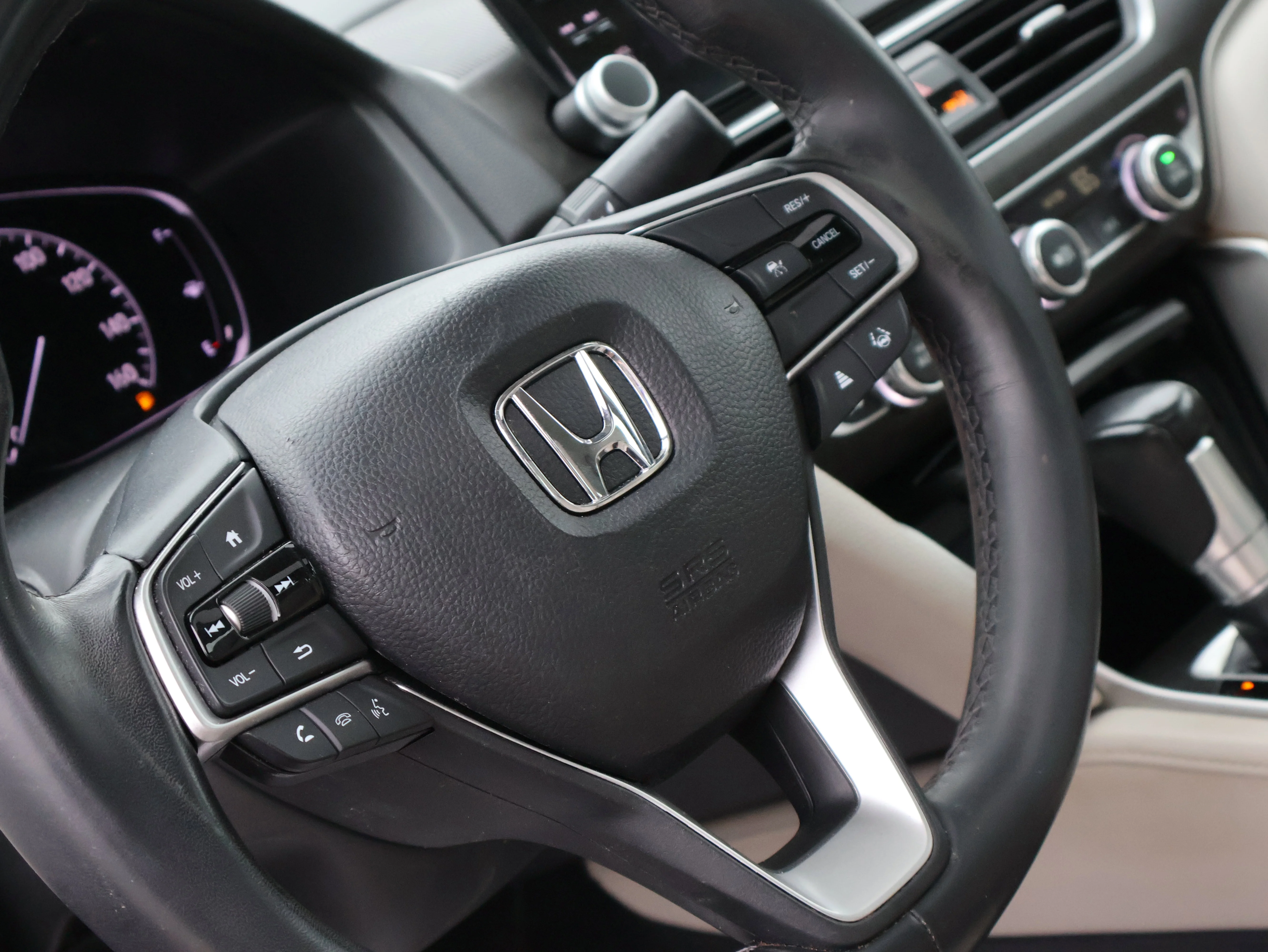 2021 Honda Accord EX-L - Photo 21