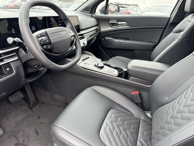 New 2026 Wolf Gray Kia X-Line image 13