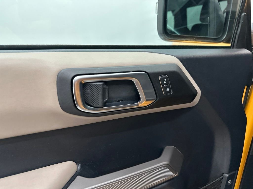 Used 2022 Orange Ford Wildtrak image 16