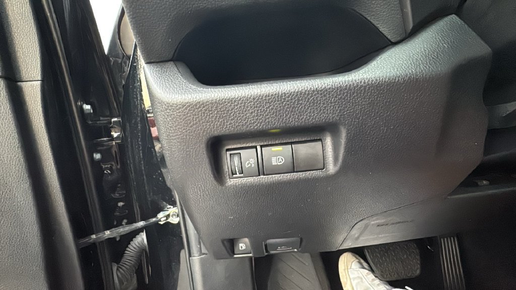 Used 2024 Midnight Black Metallic Toyota XLE image 19