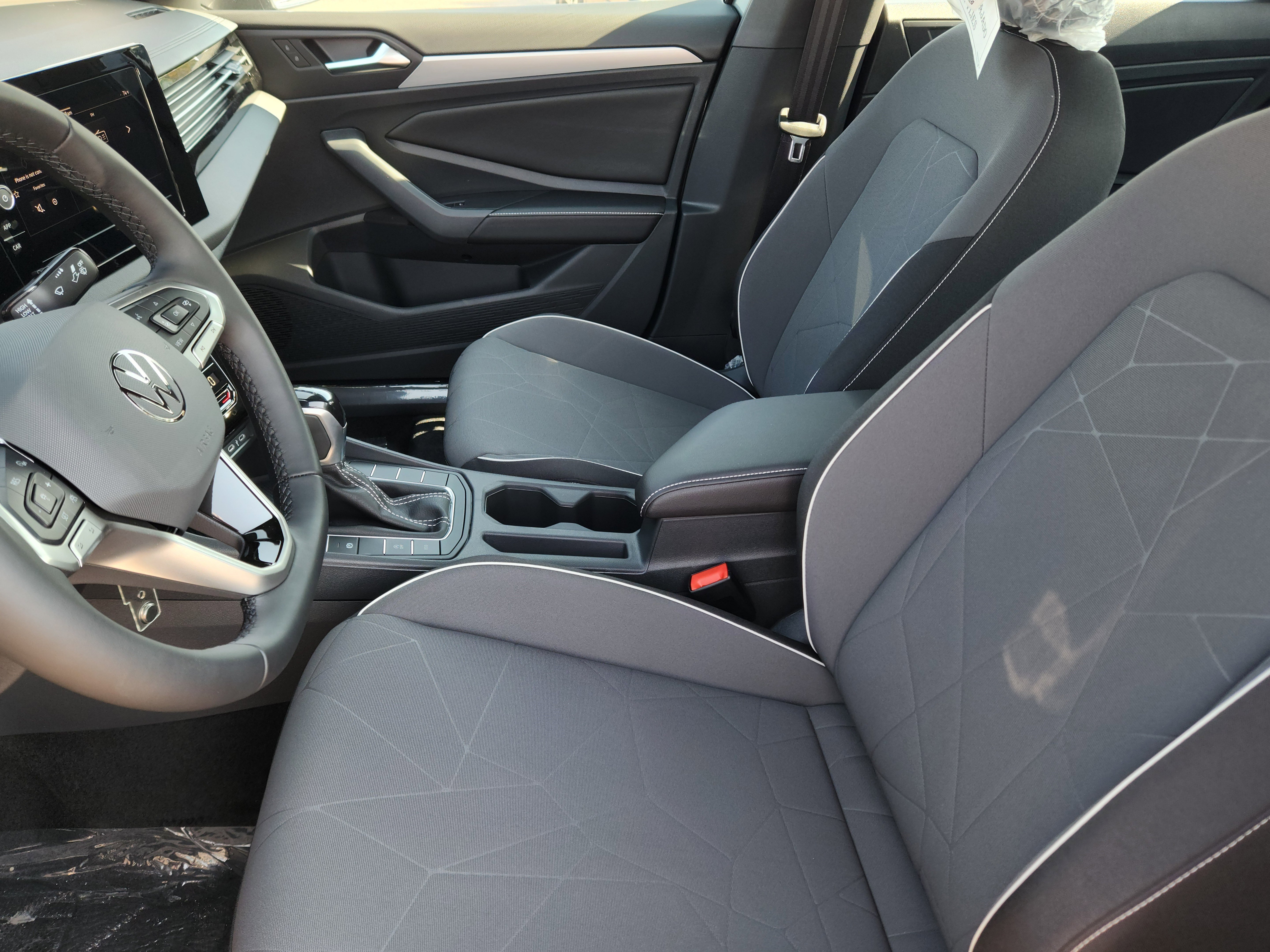 2025 Volkswagen Jetta Sport - Photo 9