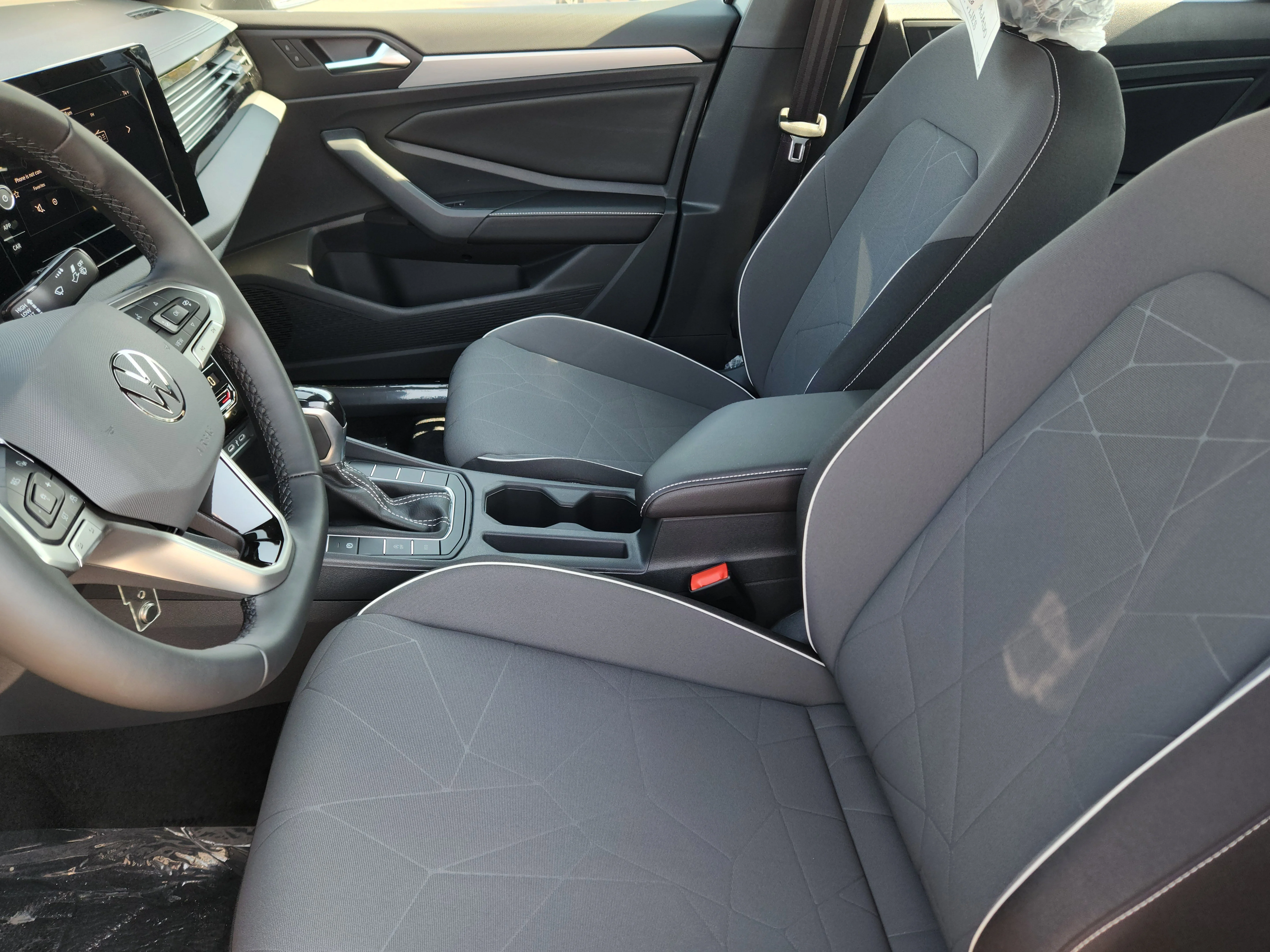 2025 Volkswagen Jetta Sport - Photo 9
