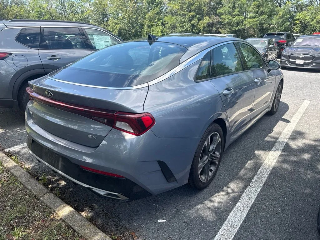 Used 2021 Silver Kia EX image 4