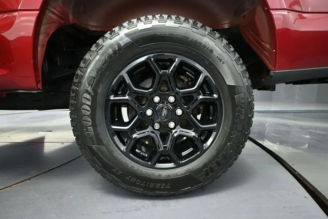 Used 2019 Red Ford XLT image 12