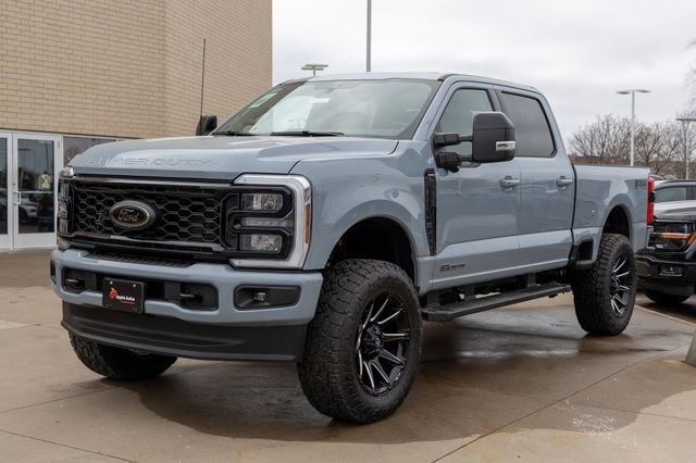 2026 Ford F-350 Lariat 4x4 Crew Cab 6-3/4' Box SRW's photo