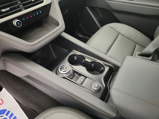 New 2026 Vapor Blue Metallic Ford Active image 48
