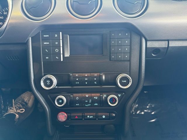 Used 2021 Red Metallic Ford GT image 19