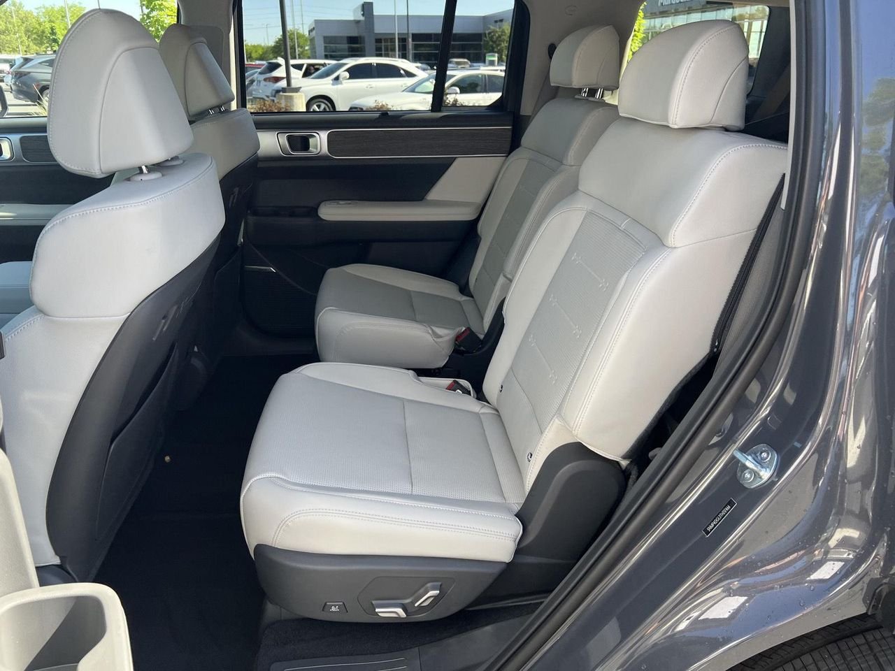 New 2026 Ecotronic Gray Hyundai Limited AWD image 27