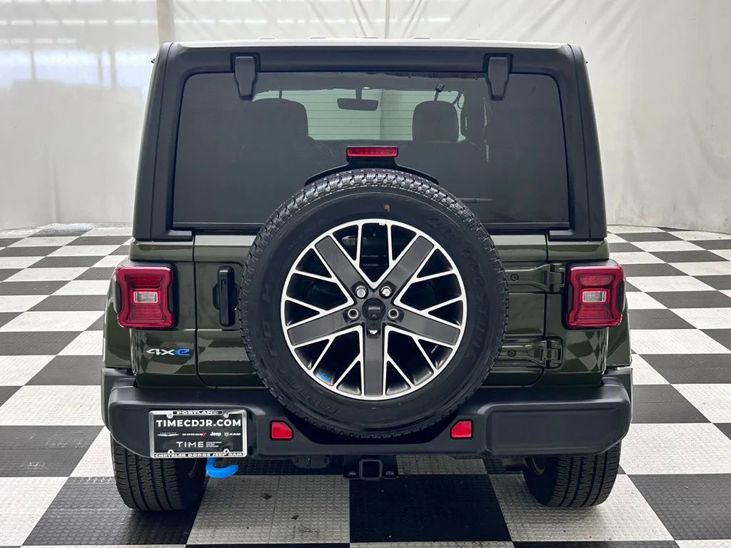 Used 2023 Green Jeep Sahara 4xe image 6