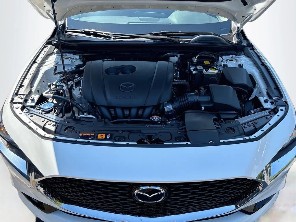 New 2026 Snowflake White Pearl Mazda 2.5 S Carbon Edition AWD image 30