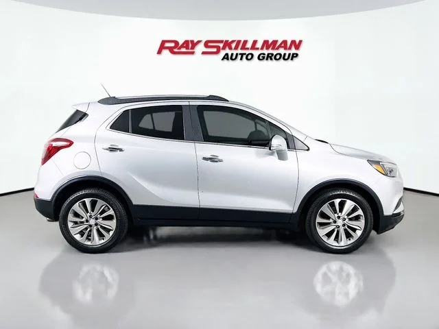 Used 2019 Silver Buick Preferred image 8