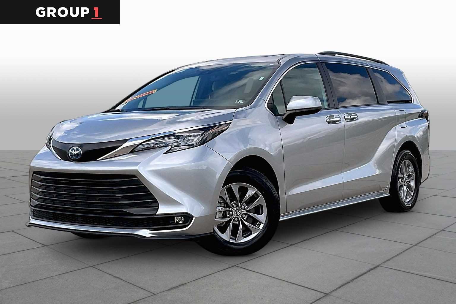 2025 Toyota Sienna XLE